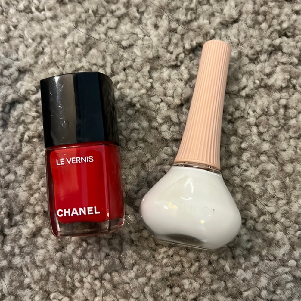 Chanel Gucci Nail polish bundle